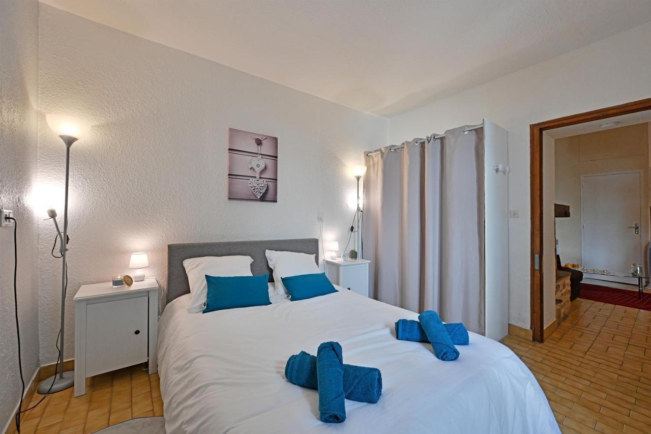 Appartement Au Calme En Plein Centre-Ville Нім Екстер'єр фото